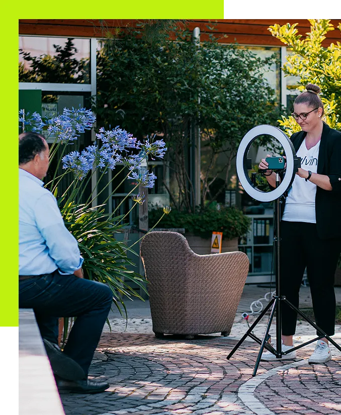 Facebook Agentur Mannheim - Reel Verfilmung mit Geschäftsführer für Social Recruiting Kampagne