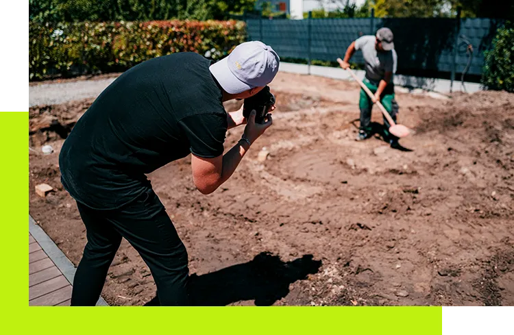 Content Creation Strategie - Videoproduktion für Unternehmenskommunikation mit professionellem Setup und Kameraausrüstung