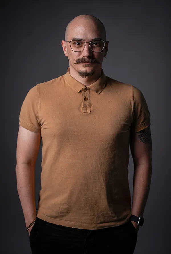 Programmierer imc - Daniel Nachtmann bei der Arbeit