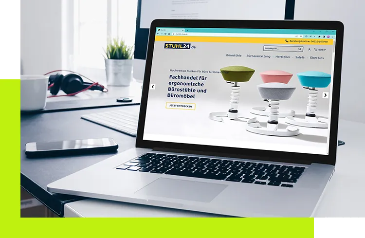 Shopware Partner Heidelberg - Laptop mit Onlineshop für Büroausstattung