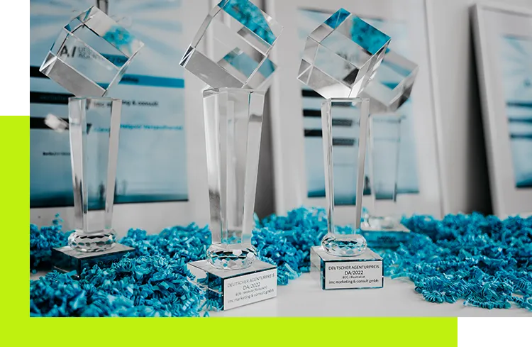 Gewinner Deutscher Agenturpreis imc - Gewinnerpokale des Deutschen Agenturpreises
